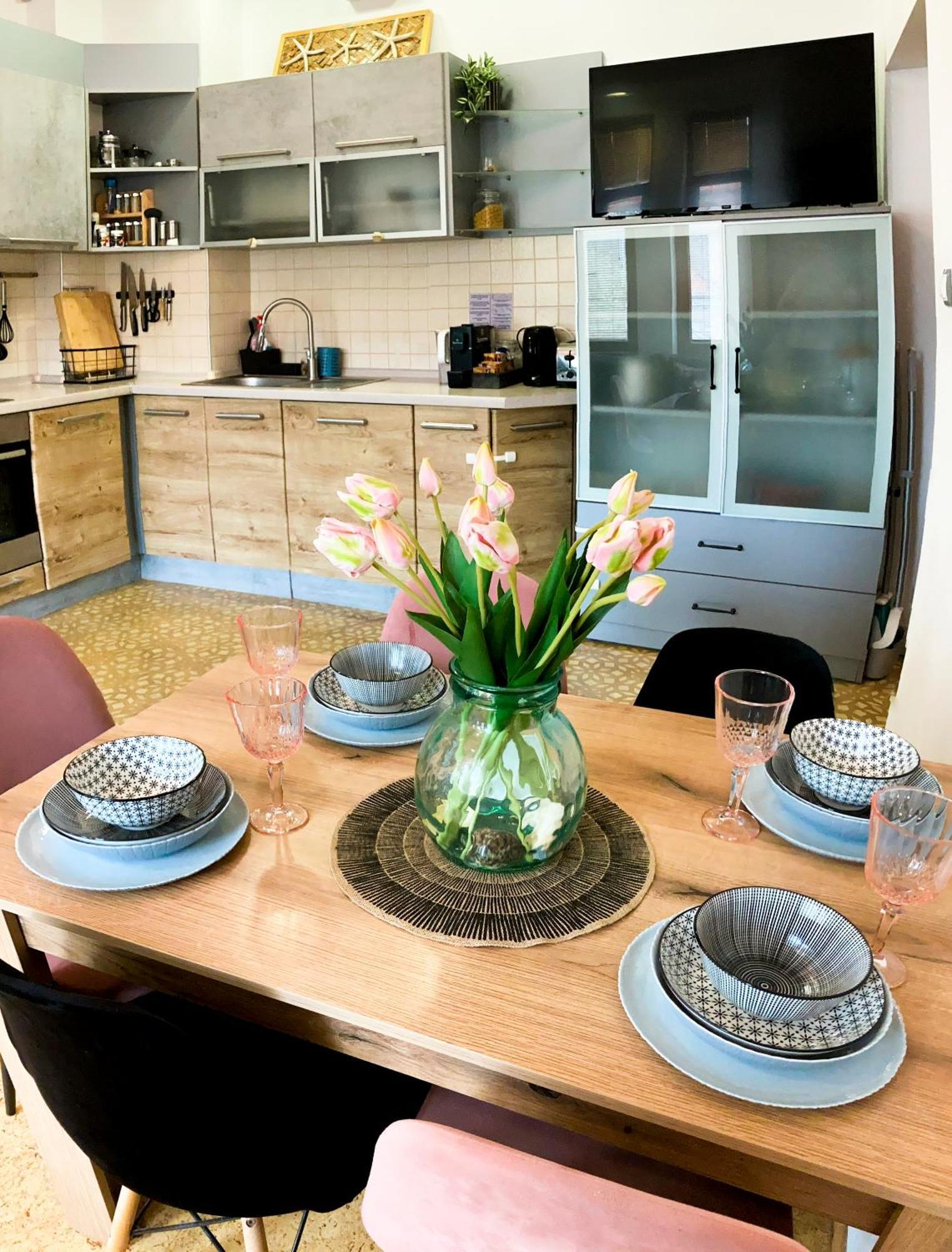 Two Bedroom Apartment -Welcome To Burgas- Top Location, Central Station, Main Walking Street, Sea Garden, Near The Beach Exterior foto